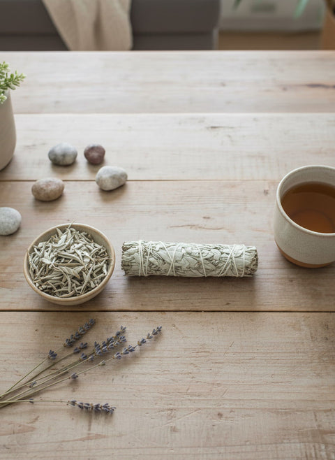 Weißer Salbei Räucherbündel (45g) - Smudge Stick - Salvia apiana
