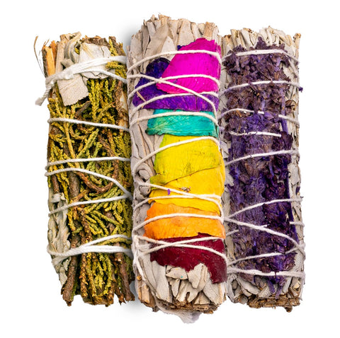 Smudge Stick Räucherbündel Set - Weißer Salbei mit Wacholderspitzen, Rosenblüten & Lavendel